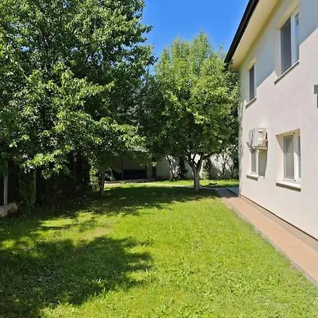 Spacious Retreat فيلة *