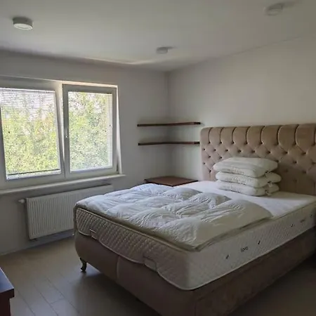 فيلة Spacious Retreat *
